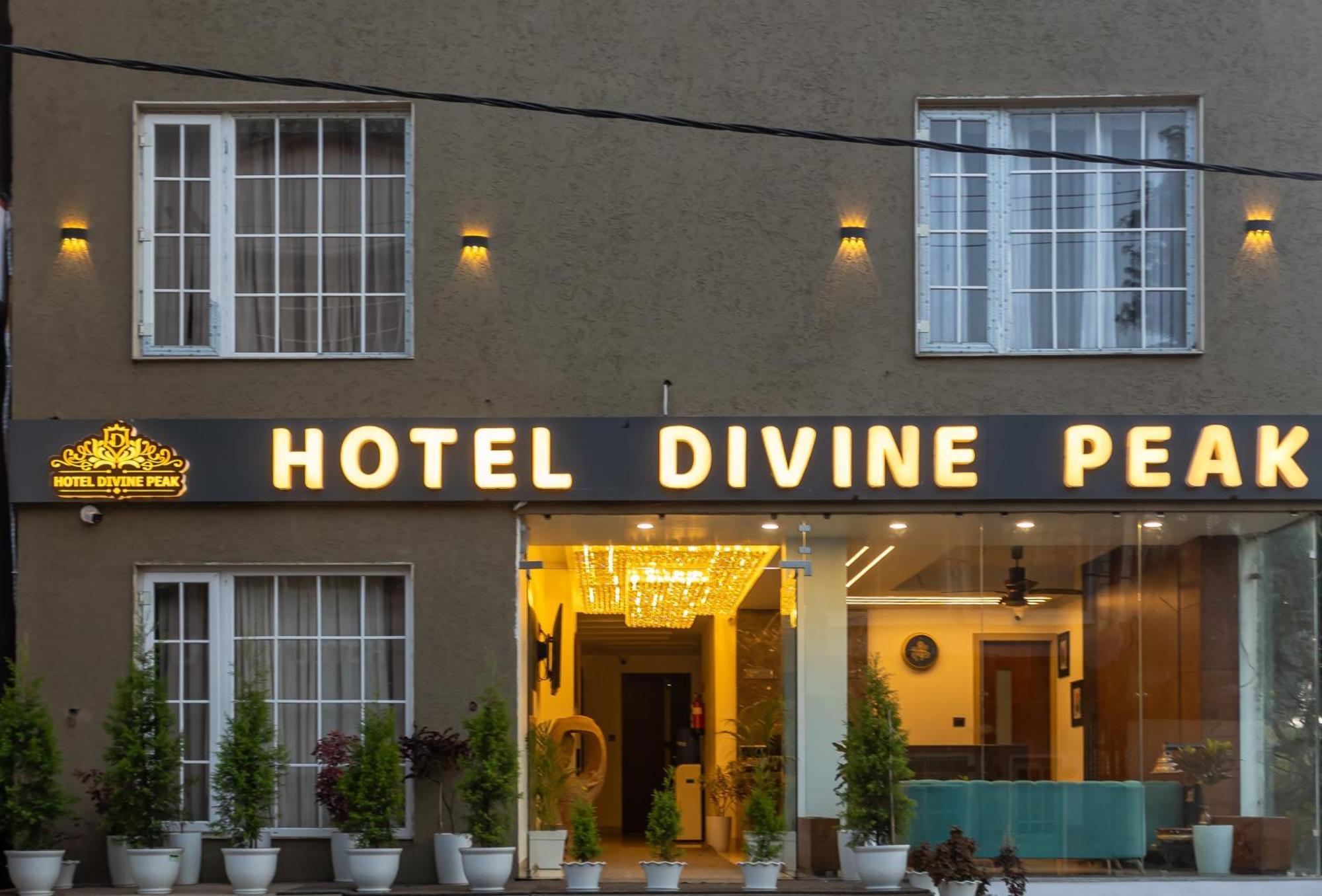Hotel Divine Peak Pachmarhī Esterno foto